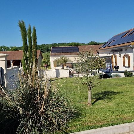 Gite De La Combe Ganat 3 Etoiles Sanvignes-les-Mines Екстериор снимка